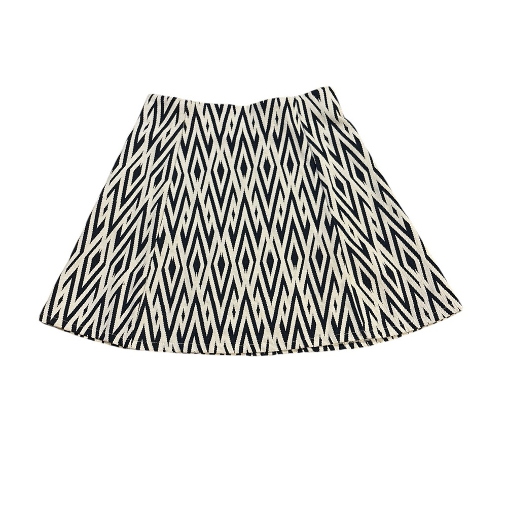 Zara Trafaluc Mini Skirt Black and White Diamond Print Size Small fits like xs